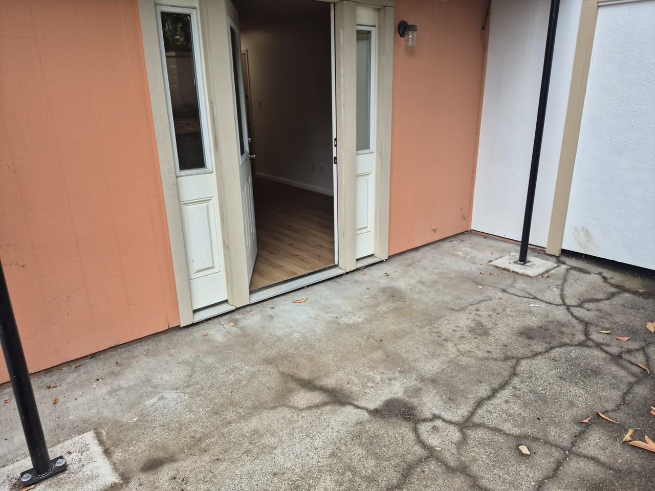 Crestwood Terrace - Photo 5 of 26