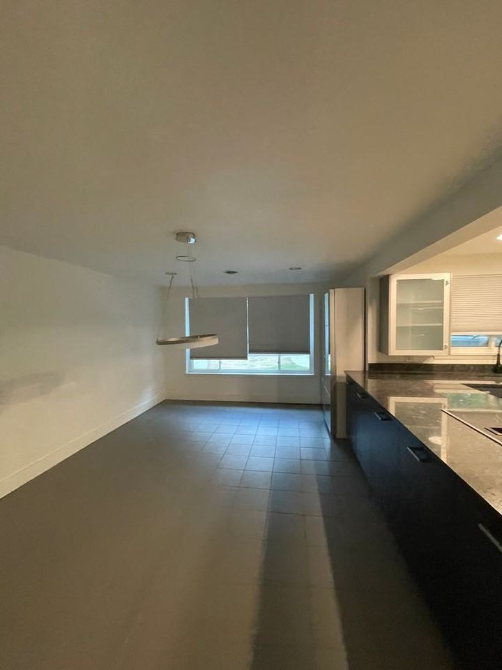 249 Newport St - Photo 6 of 34