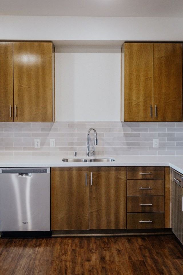 11325 Park Square Drive - Photo 2 of 49