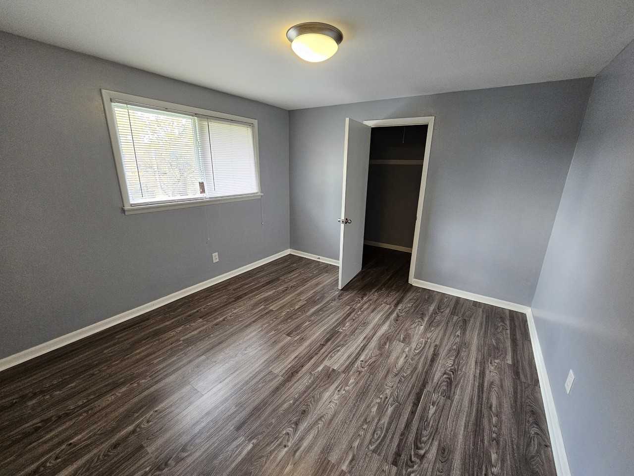 1851 East 8th Street - Photo 6 of 18