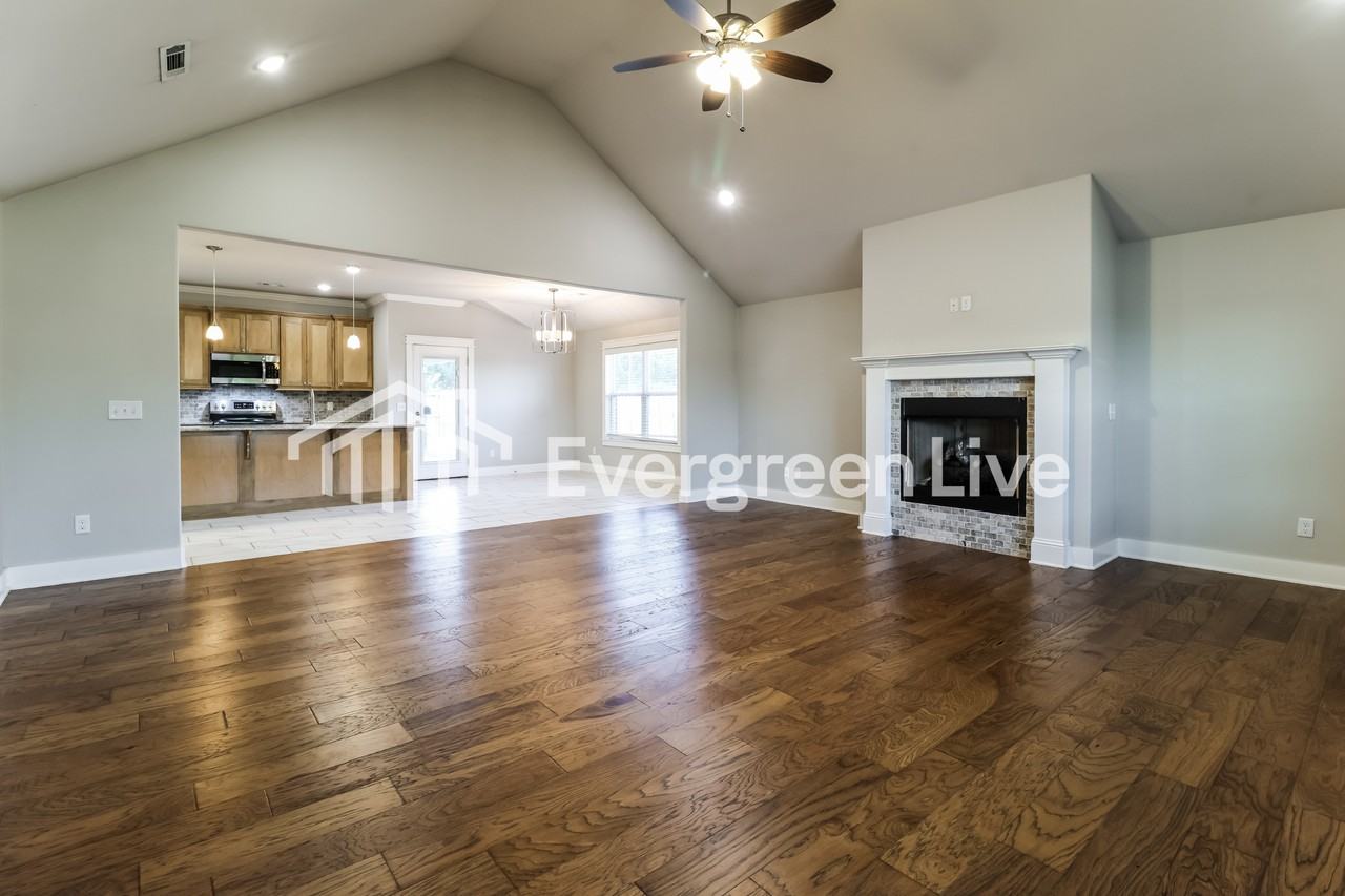 48 E Loveland Loop - Photo 4 of 15