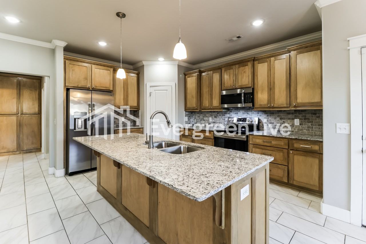 48 E Loveland Loop - Photo 7 of 15