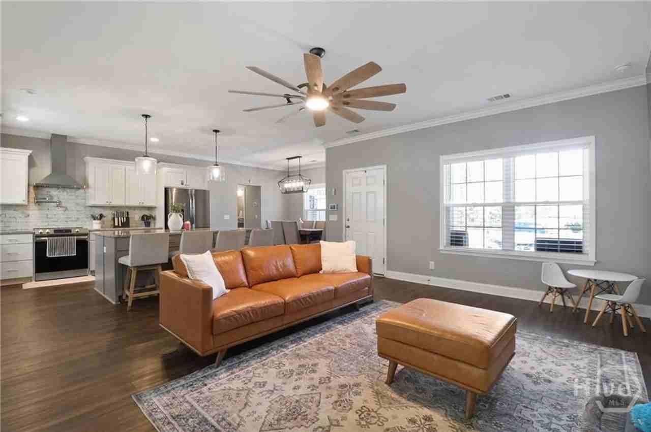 206 Boulder Ct - Photo 6 of 33