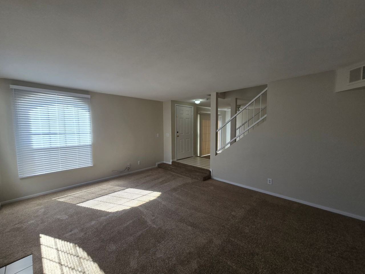 2804 Crystal Lantern Dr - Photo 6 of 17