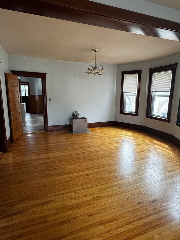 Rena St #2 - Photo 3 of 5