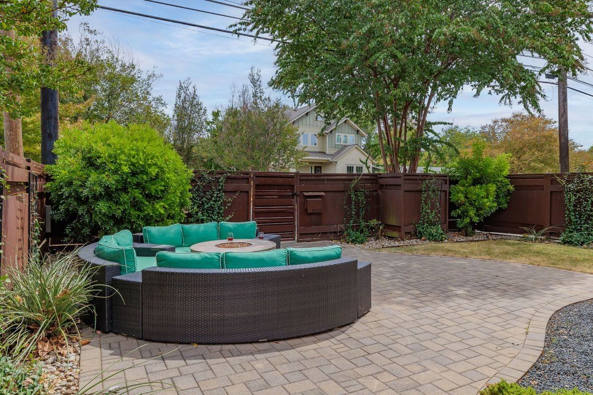 5206 Woodrow Ave - Photo 4 of 17