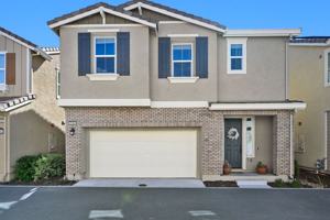 featured image of 2164 Karen Pl