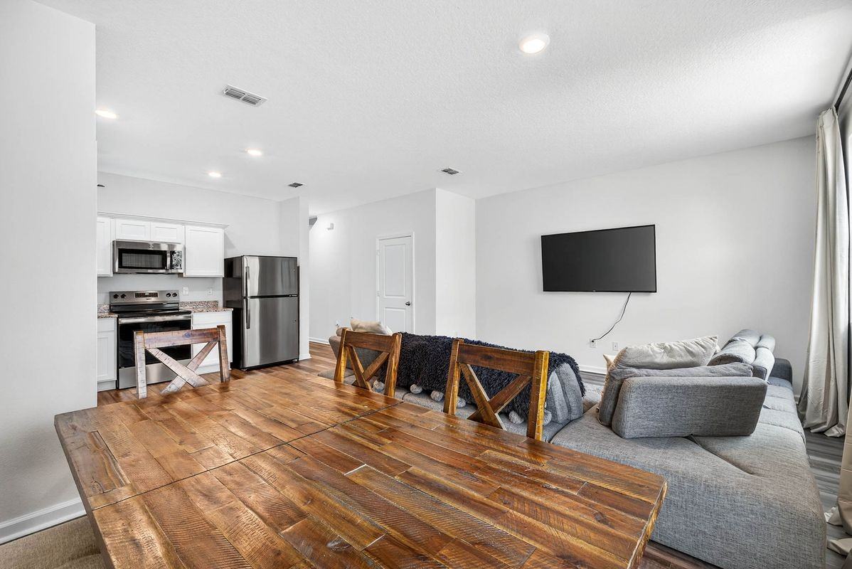 6150 Calle Ochoa St - Photo 5 of 28