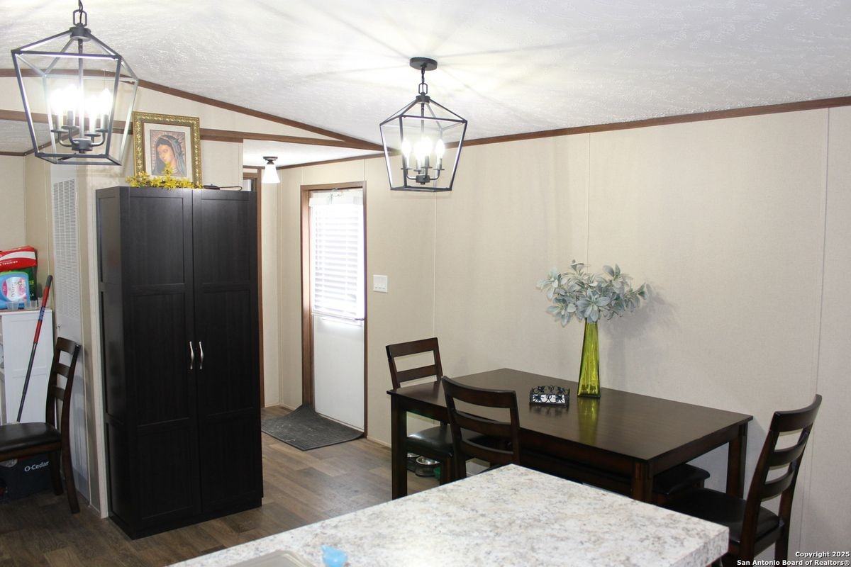 846 Inglewood Dr - Photo 5 of 8