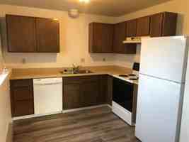 featured image of 215 8th St