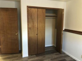 featured image of 215 8th St