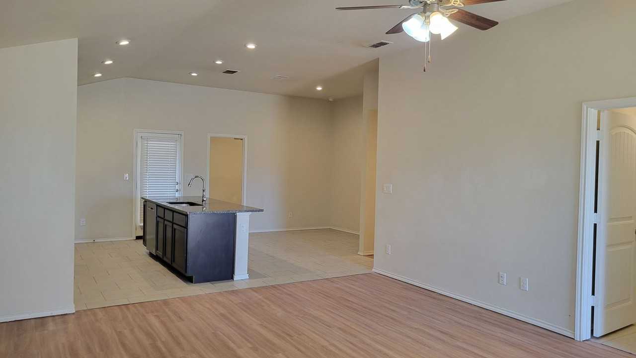 14208 Avenue v - Photo 6 of 38