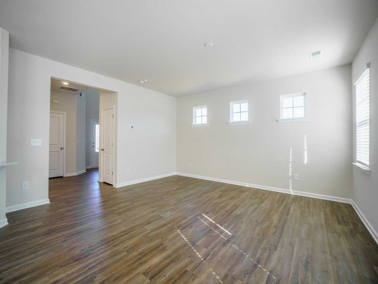 10019 Ventfort Hall Dr - Photo 4 of 46