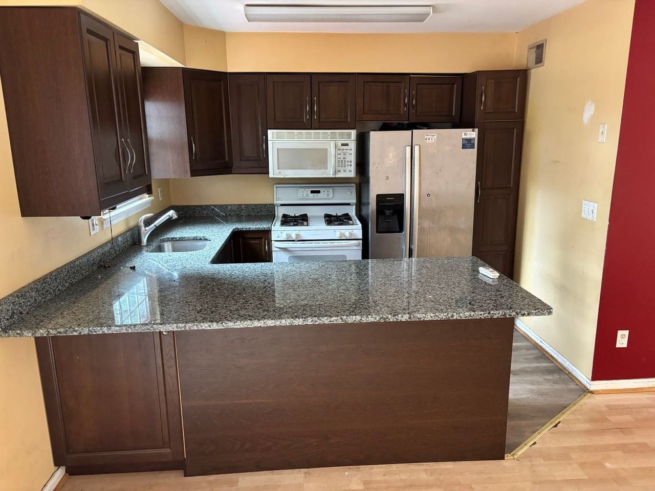 7925 Ridge Ave #16 - Photo 7 of 24