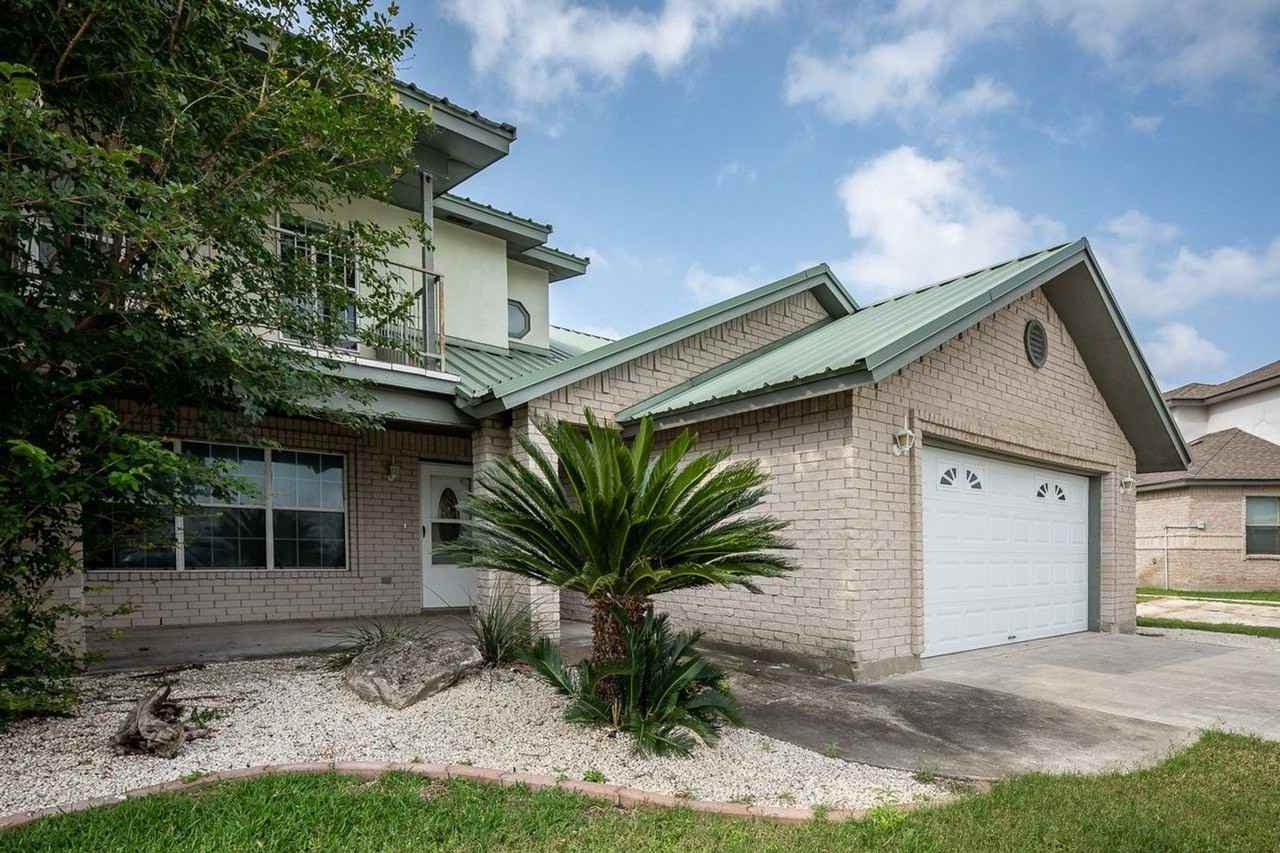 854 Lago Vista Dr - Photo 2 of 12