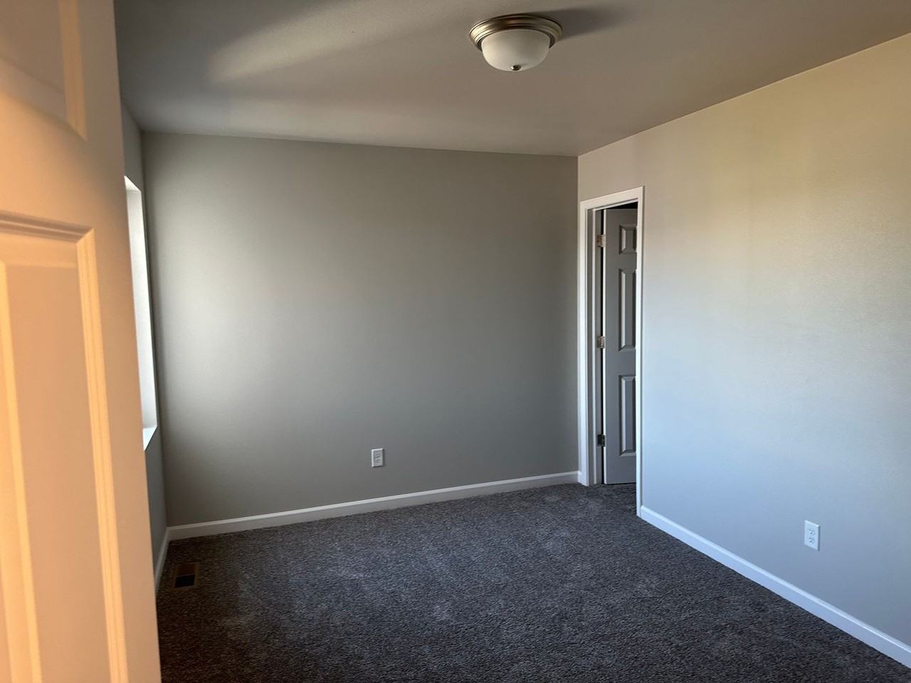 104 Marshall Loop - Photo 3 of 14