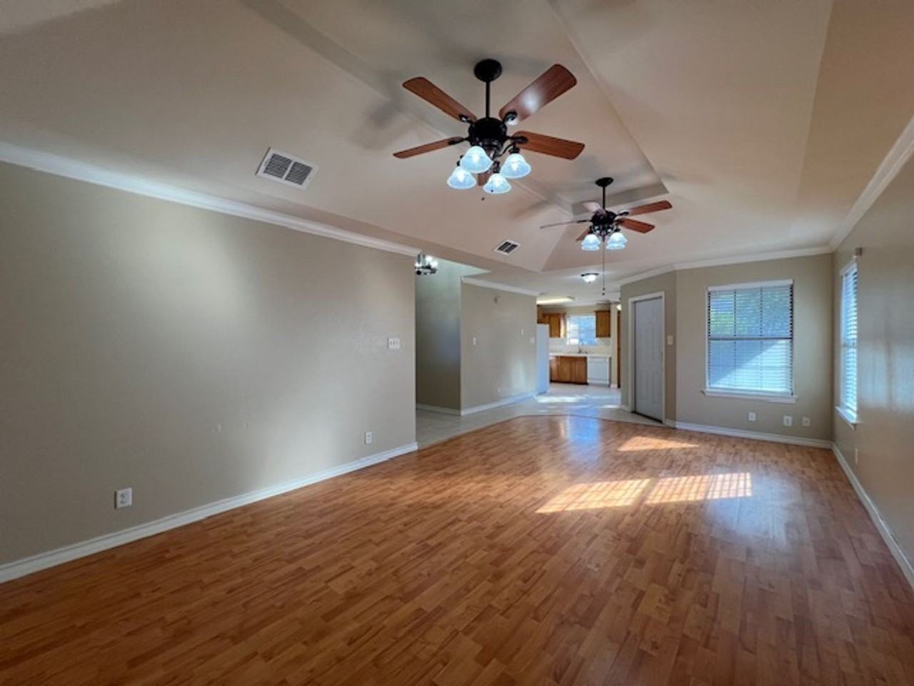 822 Topaz Trl - Photo 3 of 20