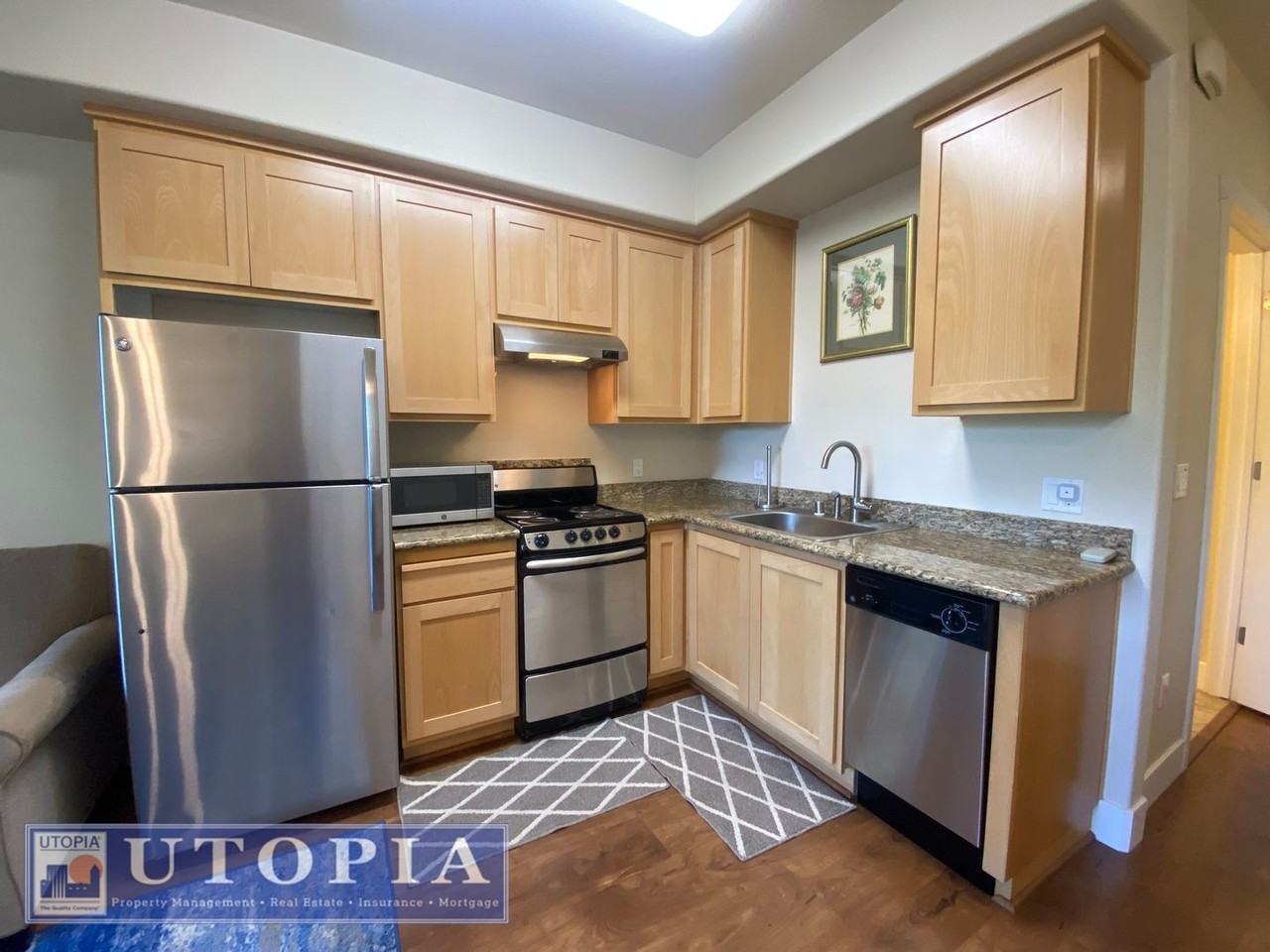224 Laurel St #A204 - Photo 3 of 25
