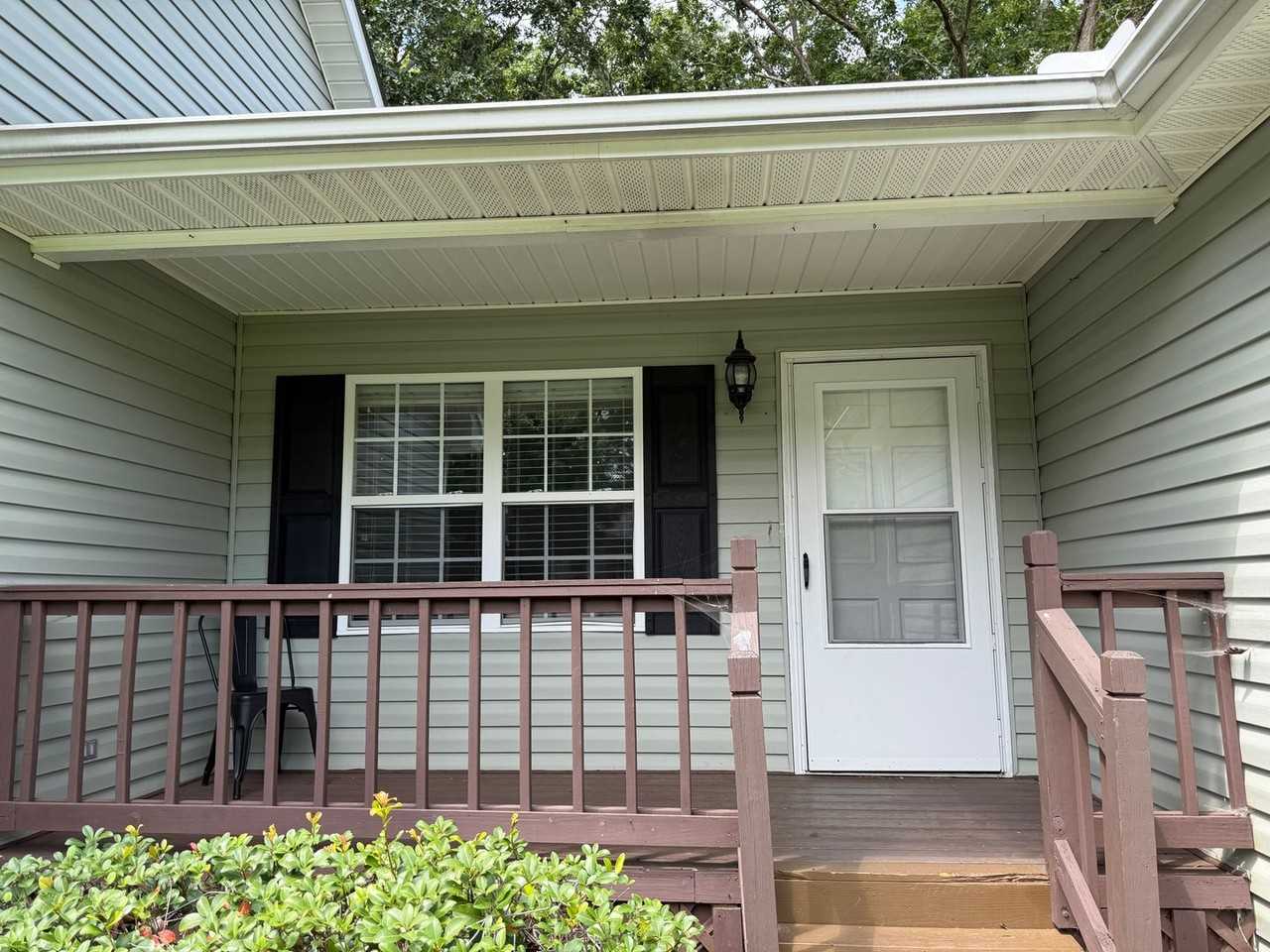 1460 28th St Sw - Photo 3 of 45