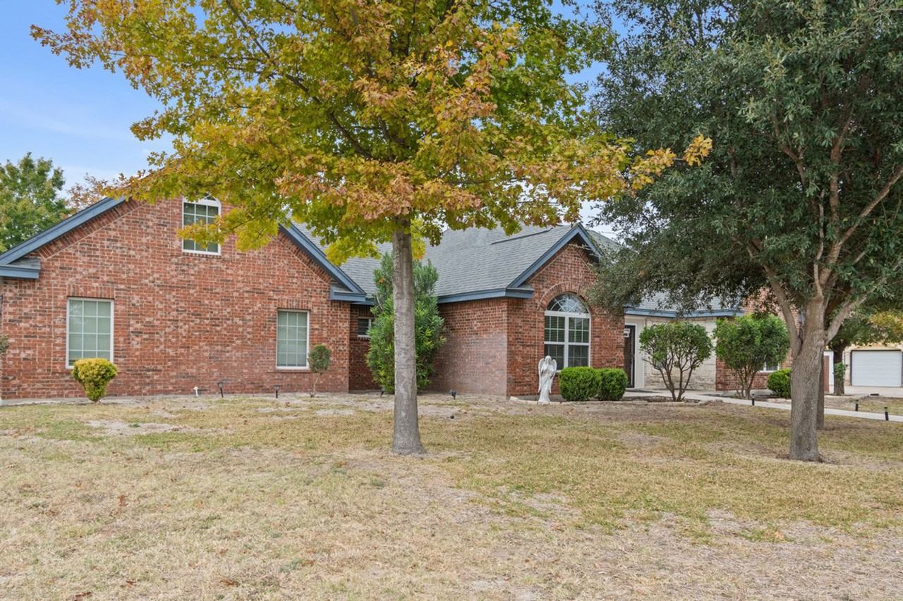 302 Ceniza Ridge Dr - Photo 2 of 27