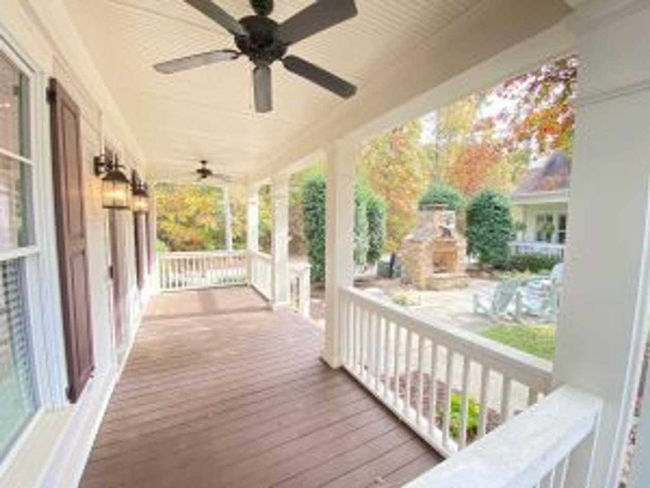 303 Newport Hill Ln - Photo 4 of 23