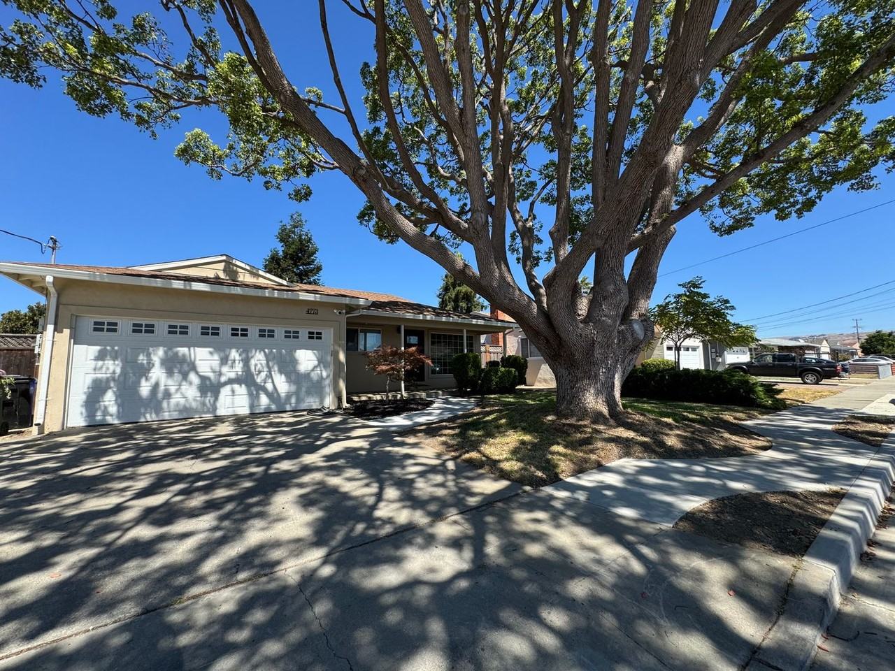 4773 Granado Ave - Photo 2 of 8