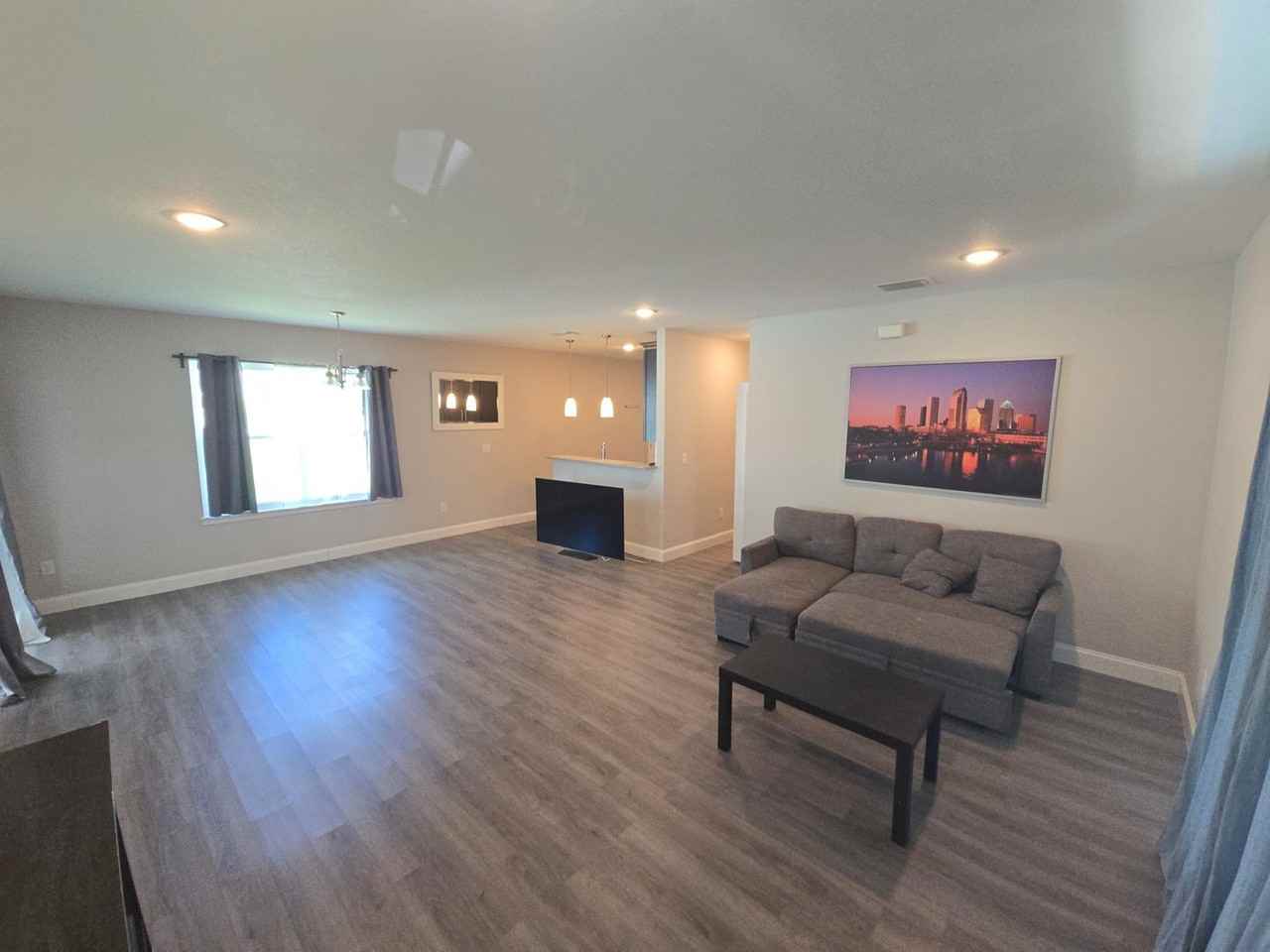 5206 Peach Ave - Photo 2 of 29