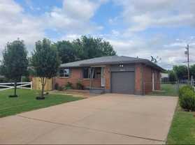 1617 Nw 47th St - Photo 1 of 1