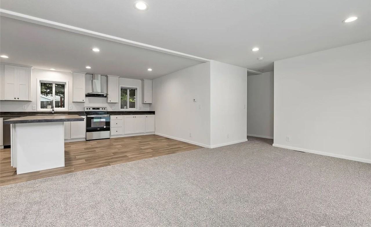 25405 36th Ave E - Photo 3 of 19