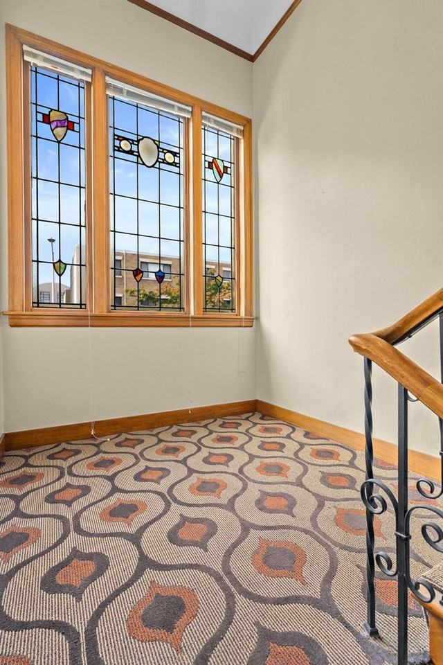 Silver Apartments - Photo 4 of 28