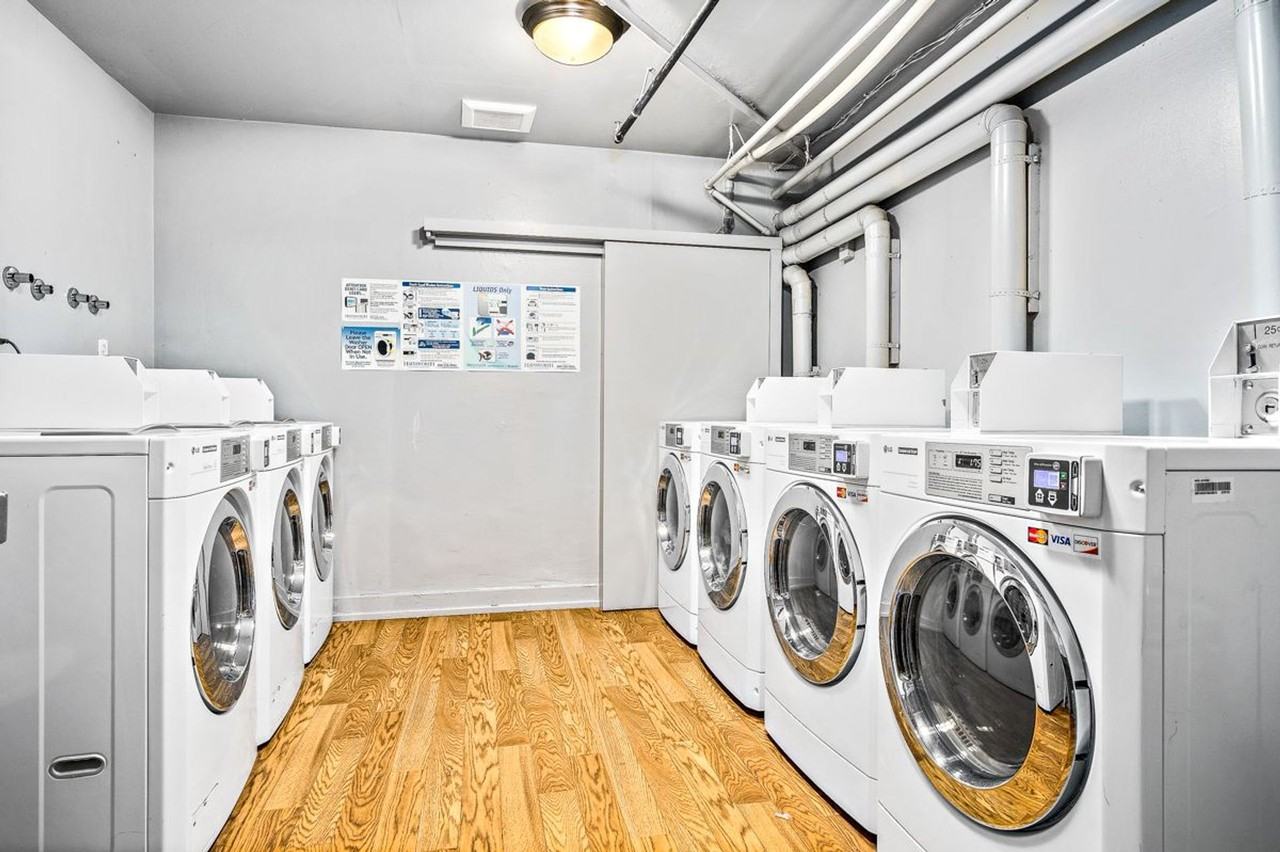 Madison View Apartments - Photo 5 of 10