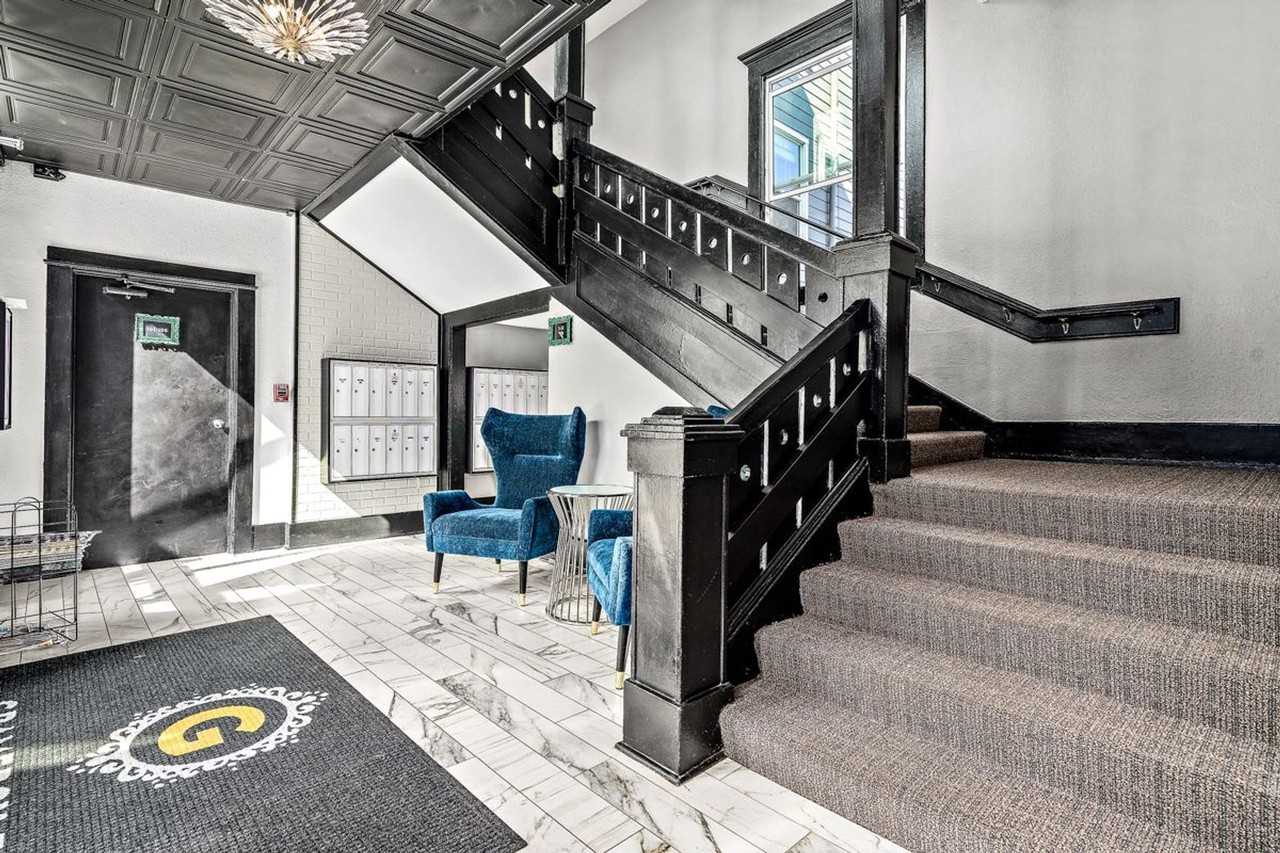 Madison View Apartments - Photo 6 of 37