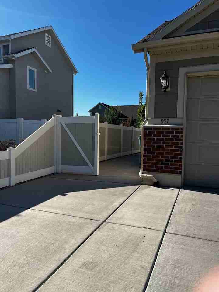 937 W 550 S - Photo 2 of 13