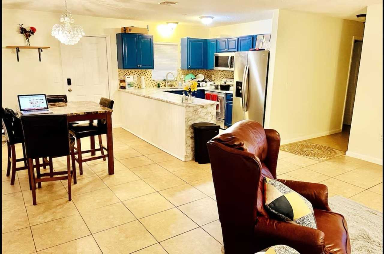 1550 21st St - Photo 3 of 16