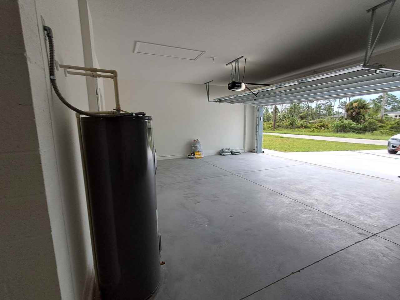 1018 Fayette Ave - Photo 3 of 23