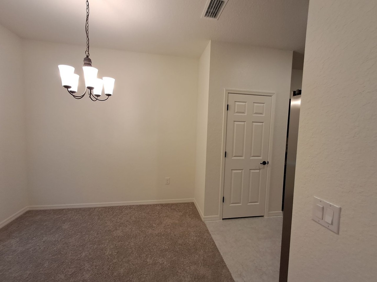 1018 Fayette Ave - Photo 5 of 23