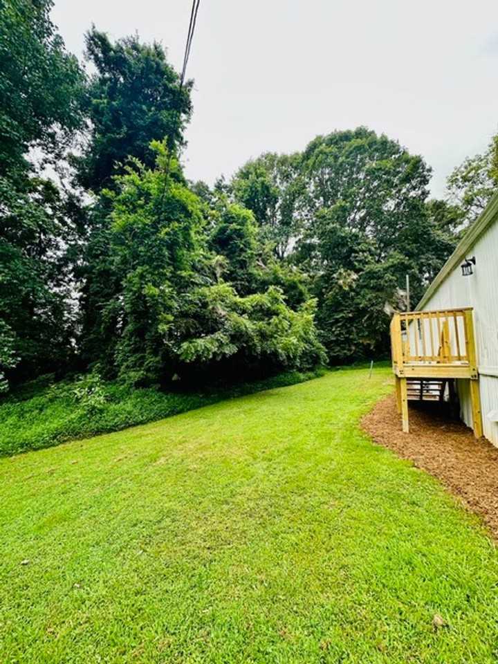 412 Clark Rd - Photo 2 of 17