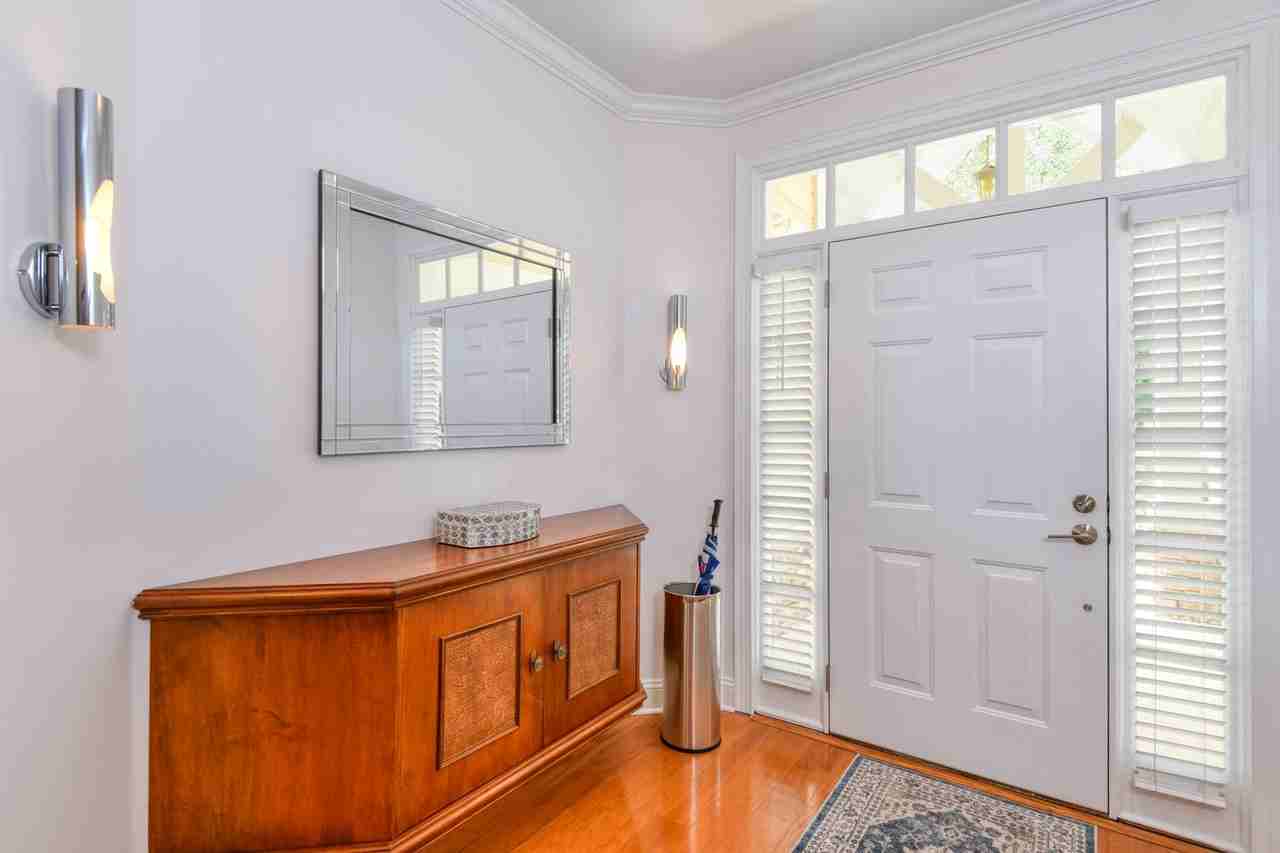 125 N Champions Way - Photo 3 of 50