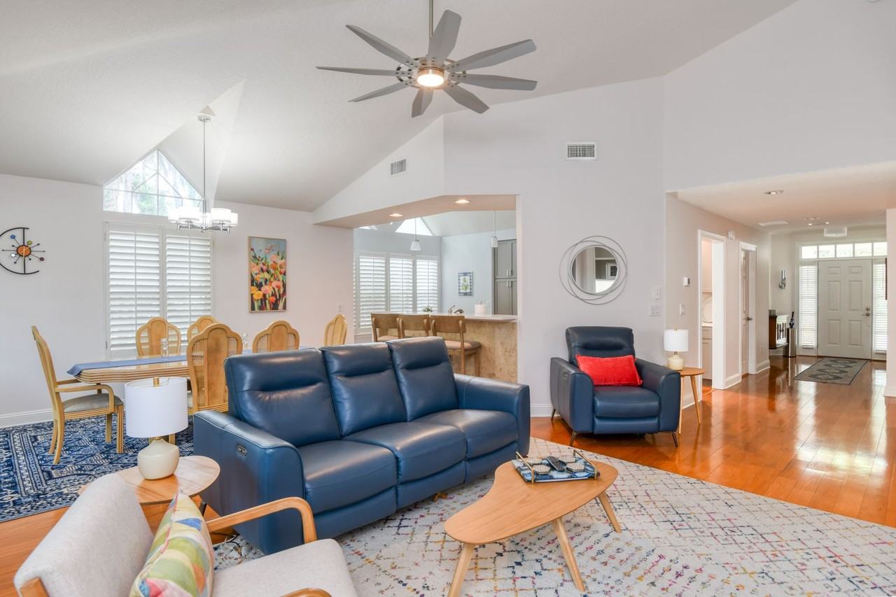 125 N Champions Way - Photo 4 of 50