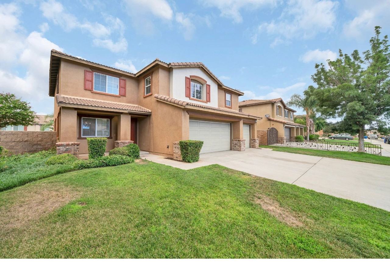 9297 San Rafael Arcangel Ln - Photo 3 of 10