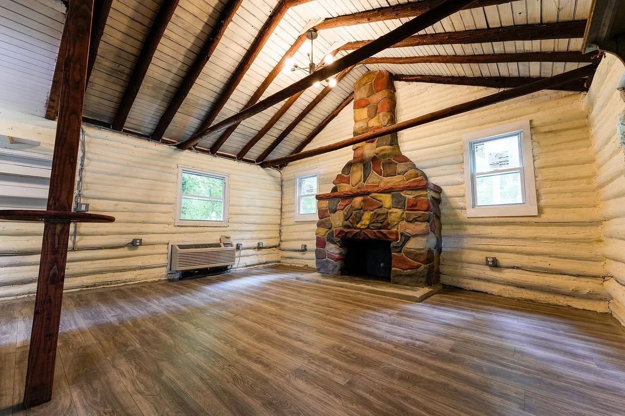 21 W Morton Ave #NA - Photo 2 of 9