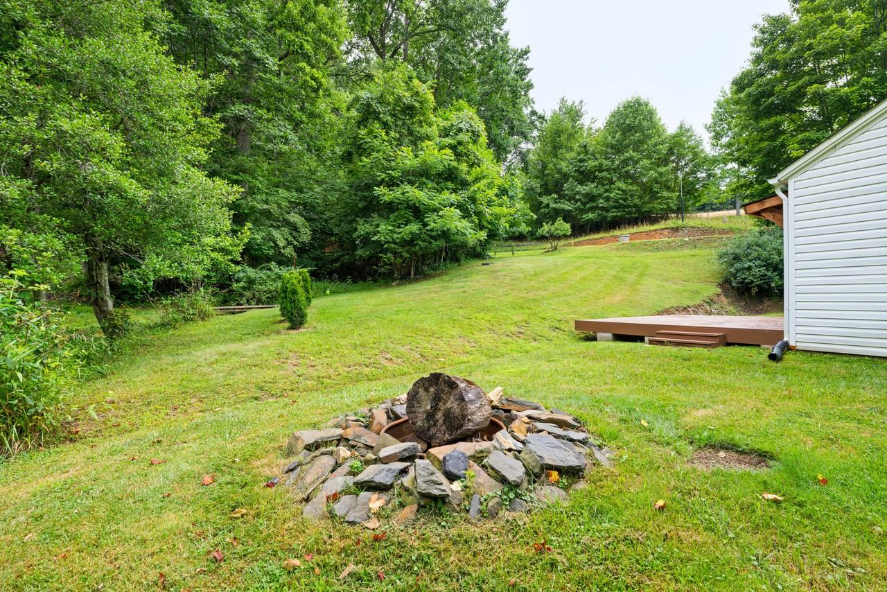 124 Old Sawmill Rd #NA - Photo 5 of 19