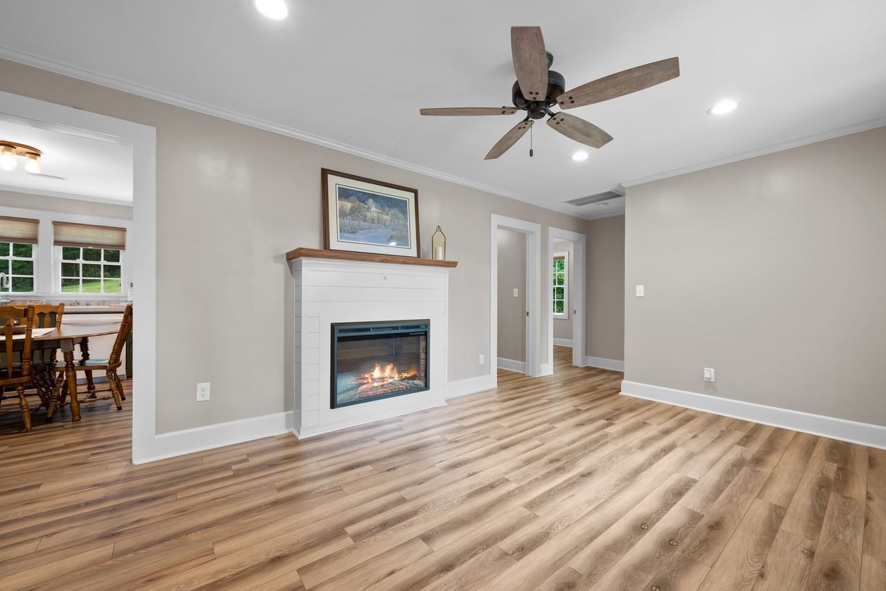 124 Old Sawmill Rd #NA - Photo 7 of 19