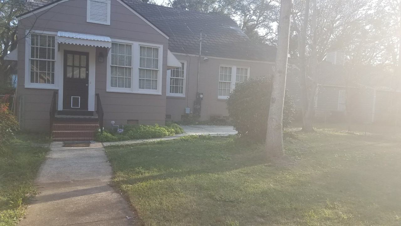 817 W 1st Ave #NA - Photo 3 of 24
