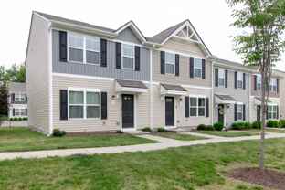 2935 Winterberry Dr #33 - Photo 1 of 1