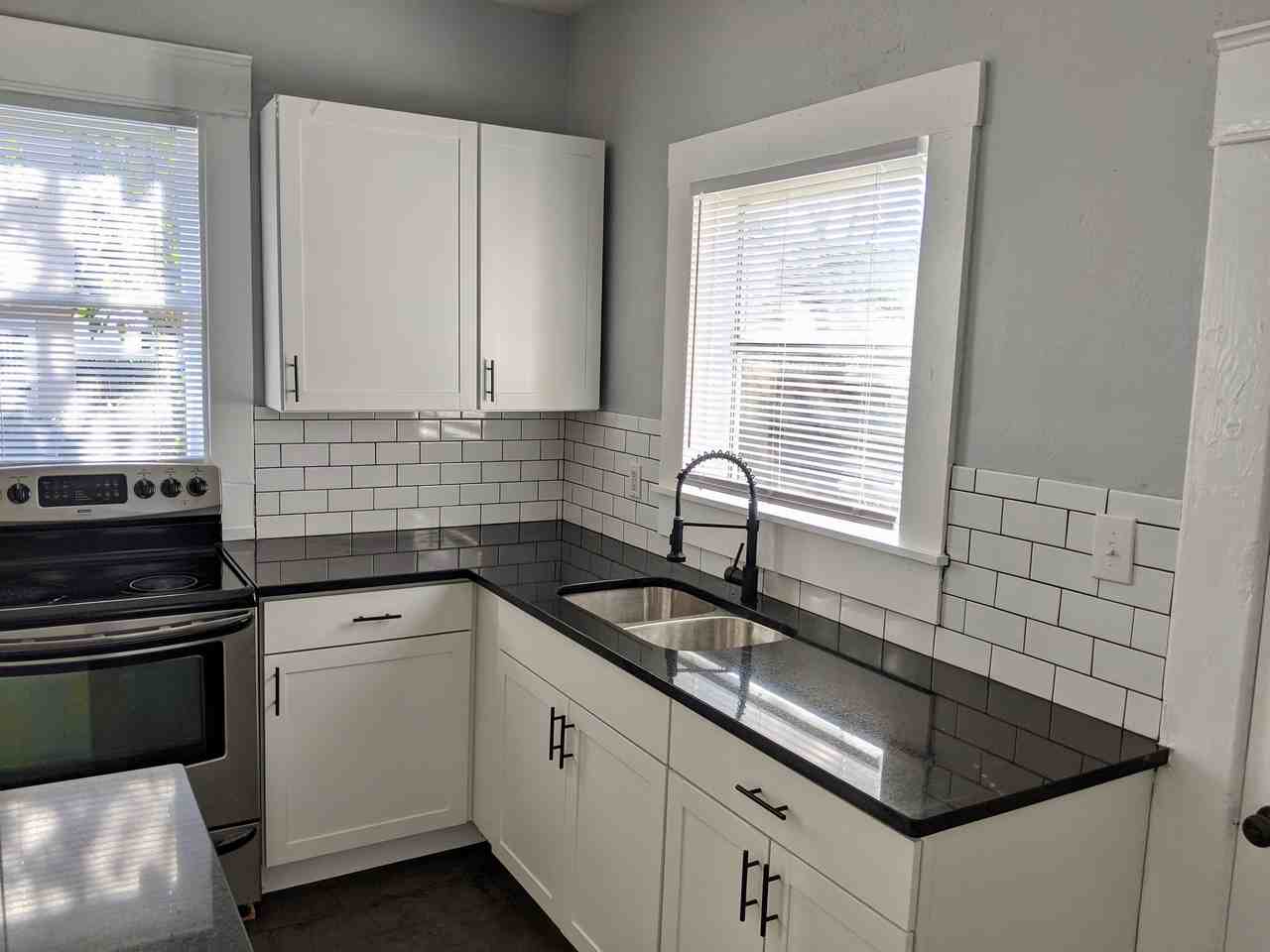 3514 N 11th St #NA - Photo 5 of 11