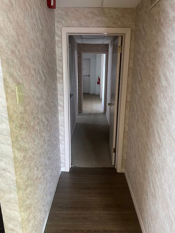 235 Longfellow St - Photo 2 of 6