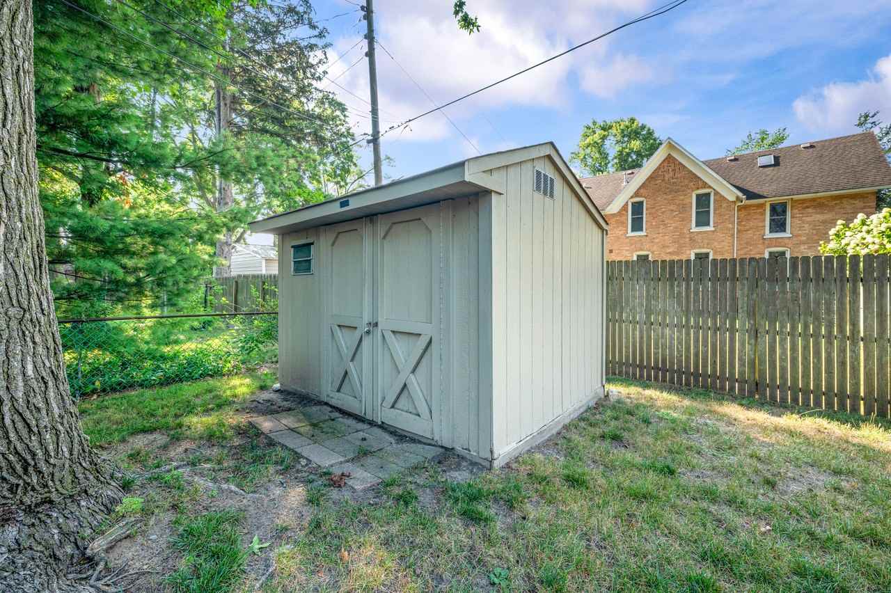 1686 N Teakwood Dr #NA - Photo 5 of 28