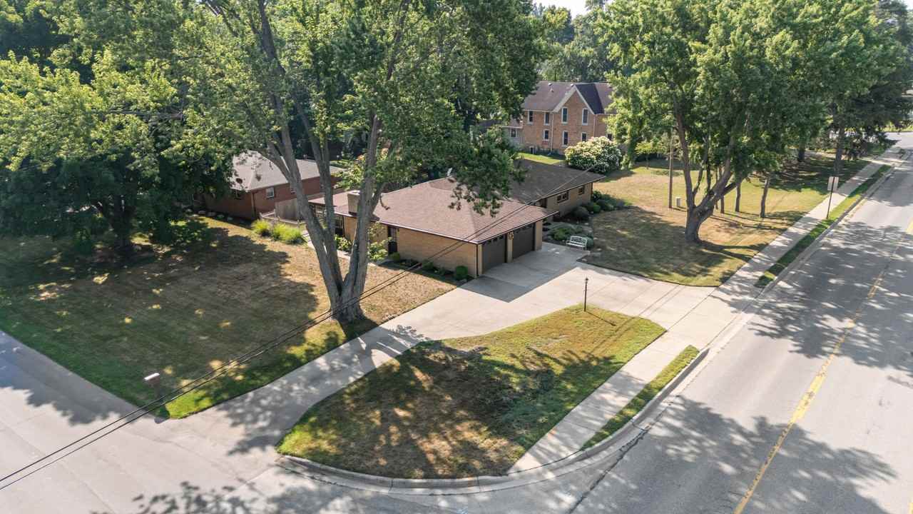 1686 N Teakwood Dr #NA - Photo 6 of 28