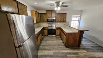 featured image of 1003 E Oakland St #NA